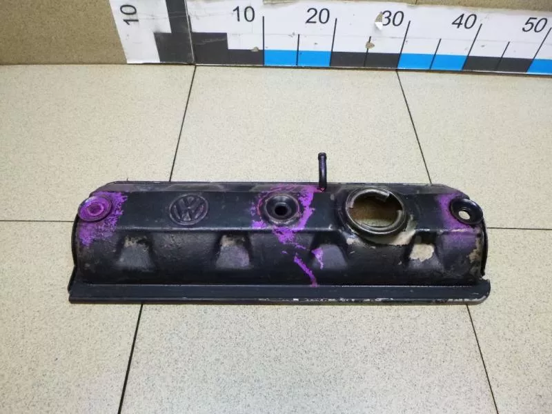 Клапанная крышка ГБЦ BS68840 Клапанная крышка ГБЦ BS68840