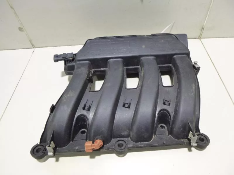 Впускной коллектор ST300184 Впускной коллектор ST300184