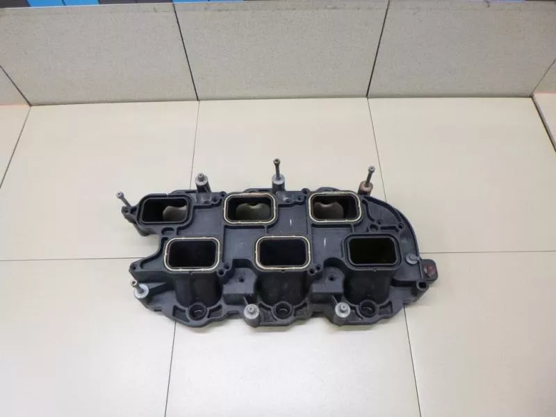 Впускной коллектор ST301534