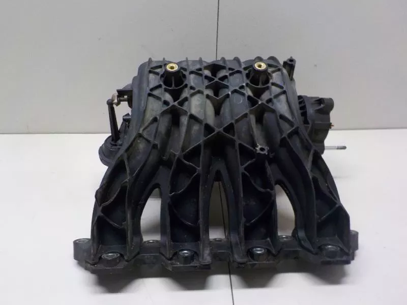 Впускной коллектор ST301571