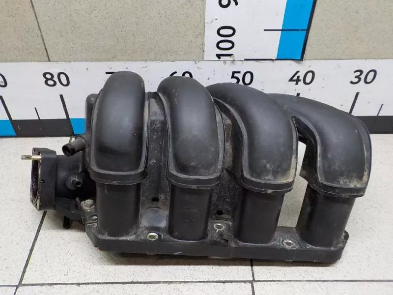 Впускной коллектор ST302611