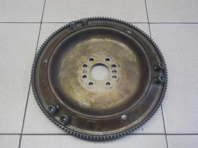 Маховик двигателя BS265596