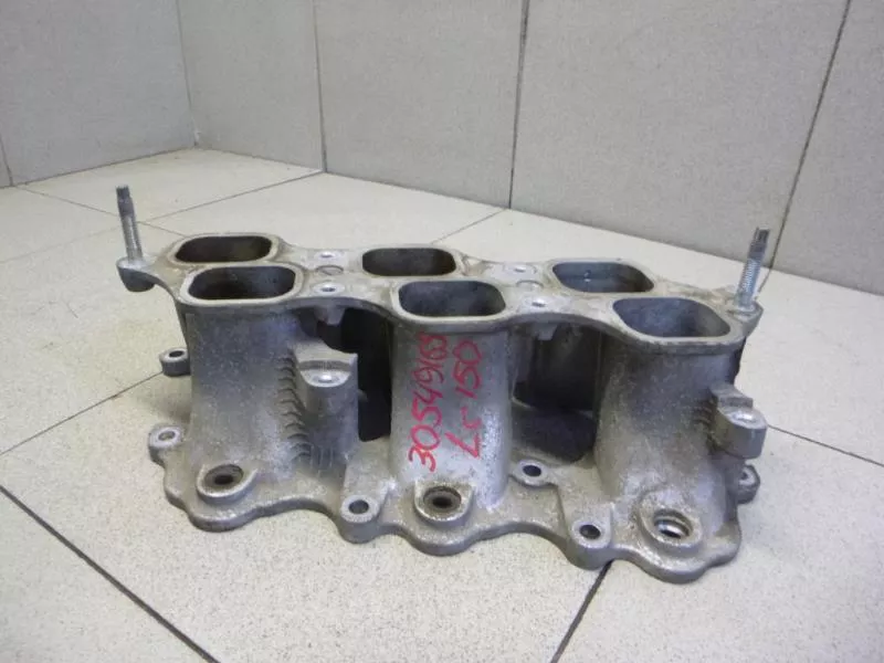 Впускной коллектор ST302443