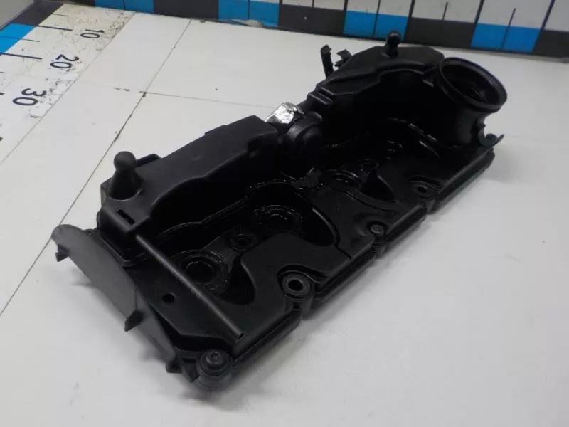 Клапанная крышка ГБЦ BS70209 Клапанная крышка ГБЦ BS70209