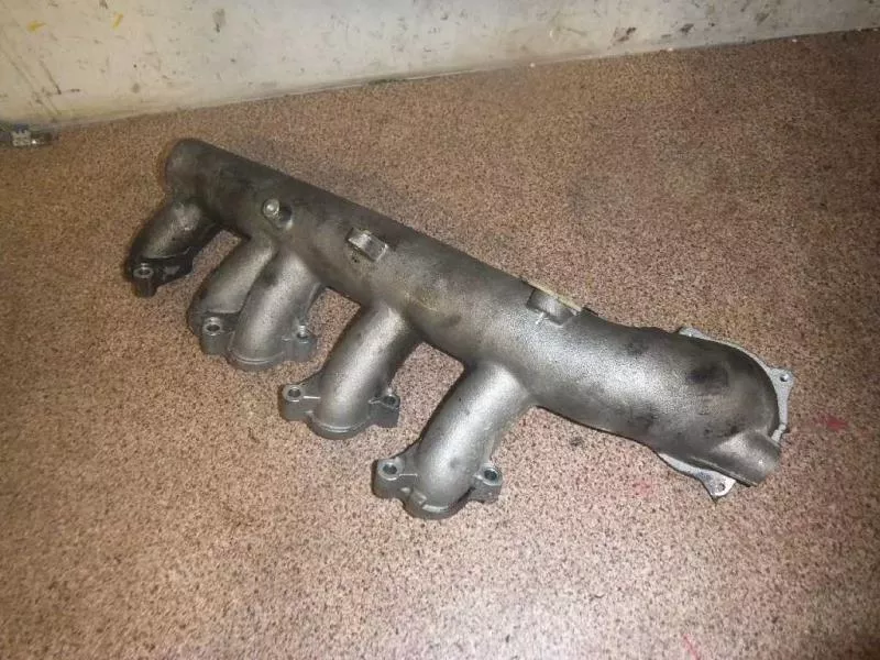 Впускной коллектор ST299047