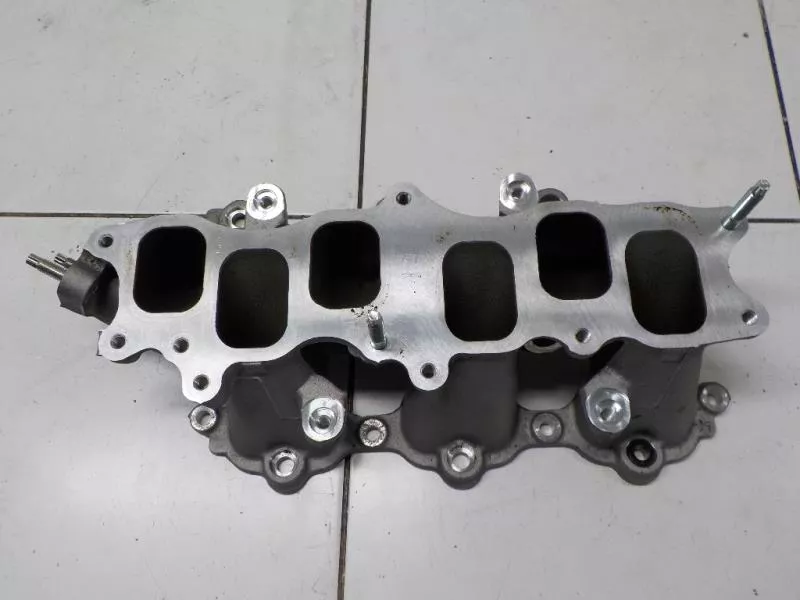 Впускной коллектор ST302713