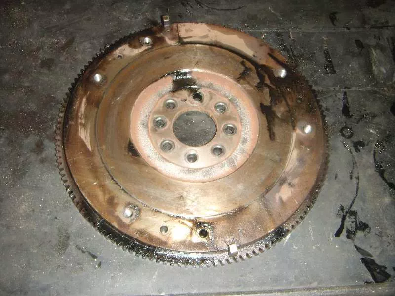 Маховик двигателя BS265359