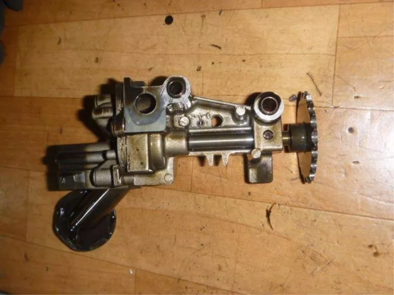 Масляный насос BS252586 Масляный насос BS252586