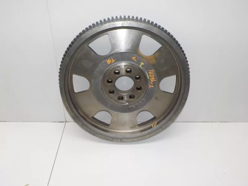 Маховик двигателя BS267536