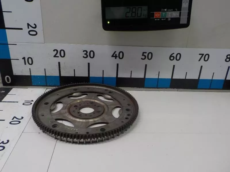 Маховик двигателя BS267406