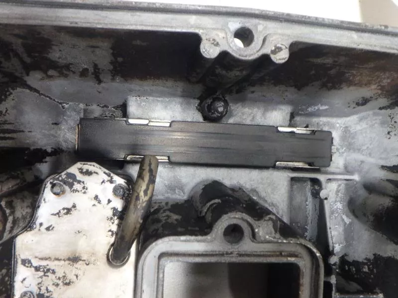 Клапанная крышка ГБЦ BS68552 Клапанная крышка ГБЦ BS68552