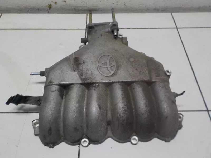 Впускной коллектор ST301899