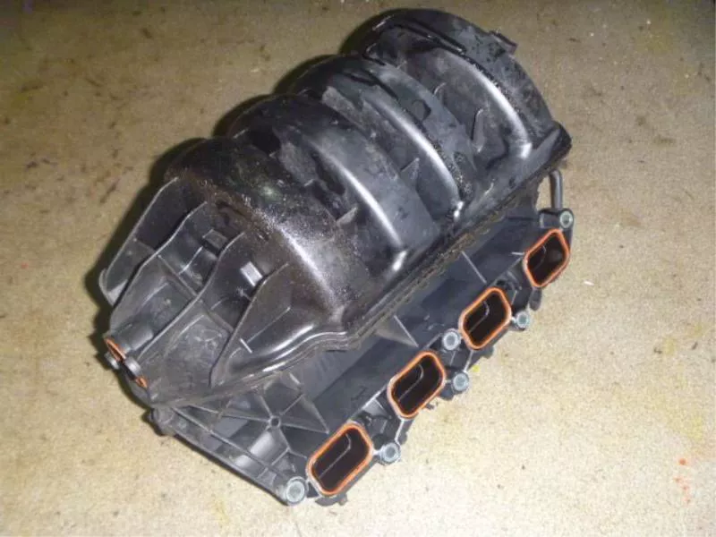 Впускной коллектор ST299196