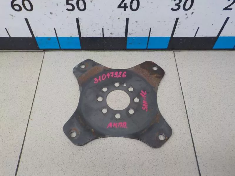 Маховик двигателя BS263670