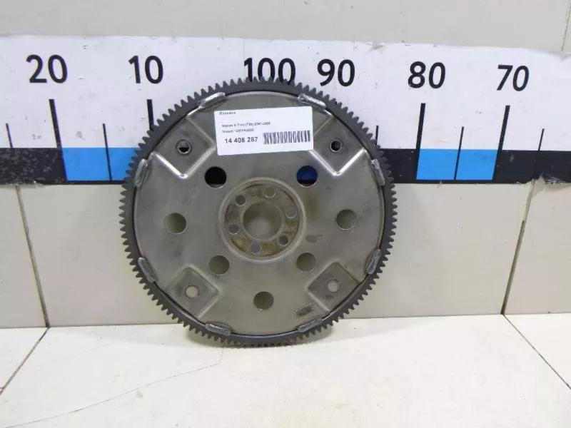 Маховик двигателя BS266175