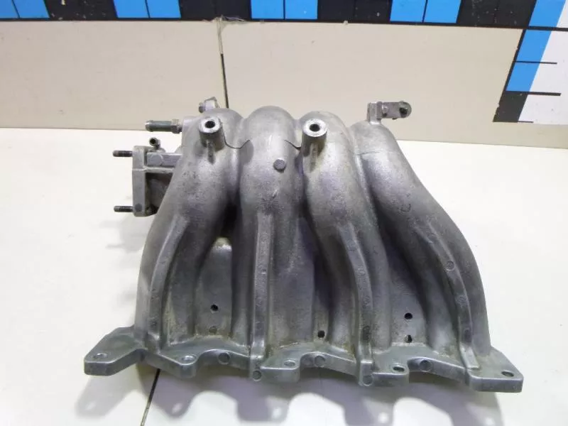 Впускной коллектор ST299660 Впускной коллектор ST299660