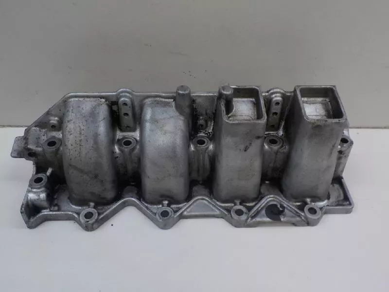 Впускной коллектор ST297988 Впускной коллектор ST297988