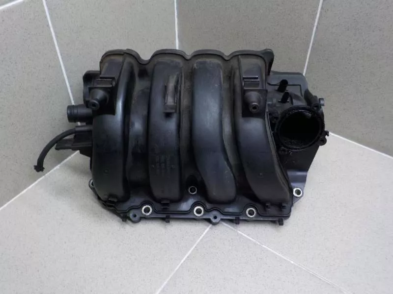 Впускной коллектор ST299209 Впускной коллектор ST299209