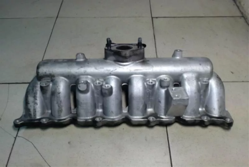 Впускной коллектор ST298316