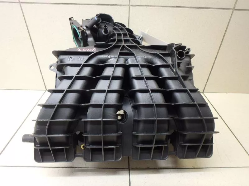 Впускной коллектор ST302855 Впускной коллектор ST302855