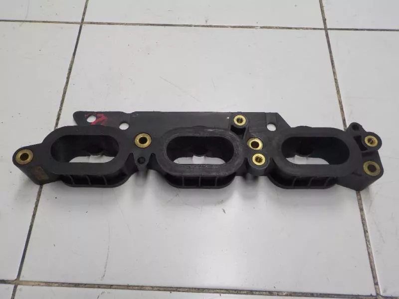 Впускной коллектор ST301161