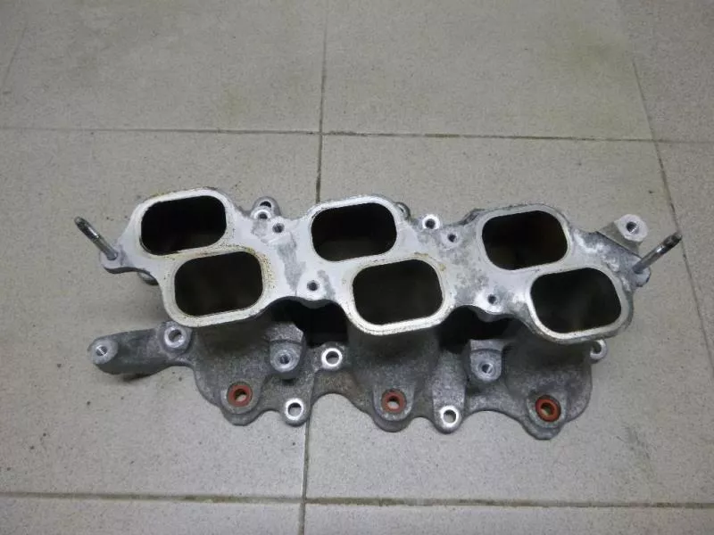 Впускной коллектор ST299743