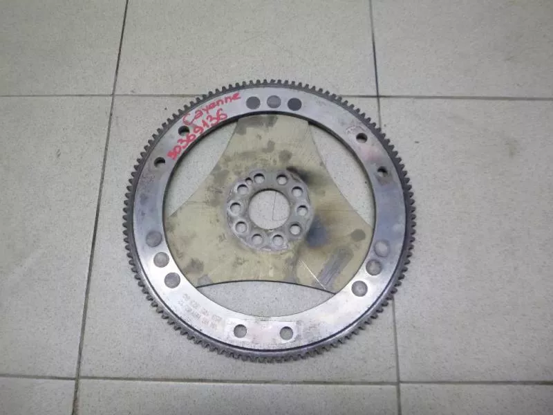 Маховик двигателя BS266489