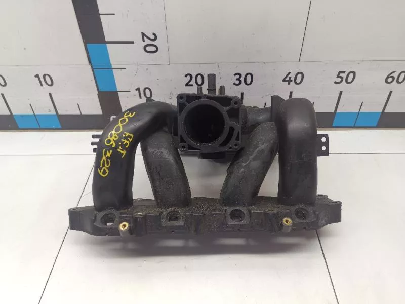 Впускной коллектор ST299102 Впускной коллектор ST299102