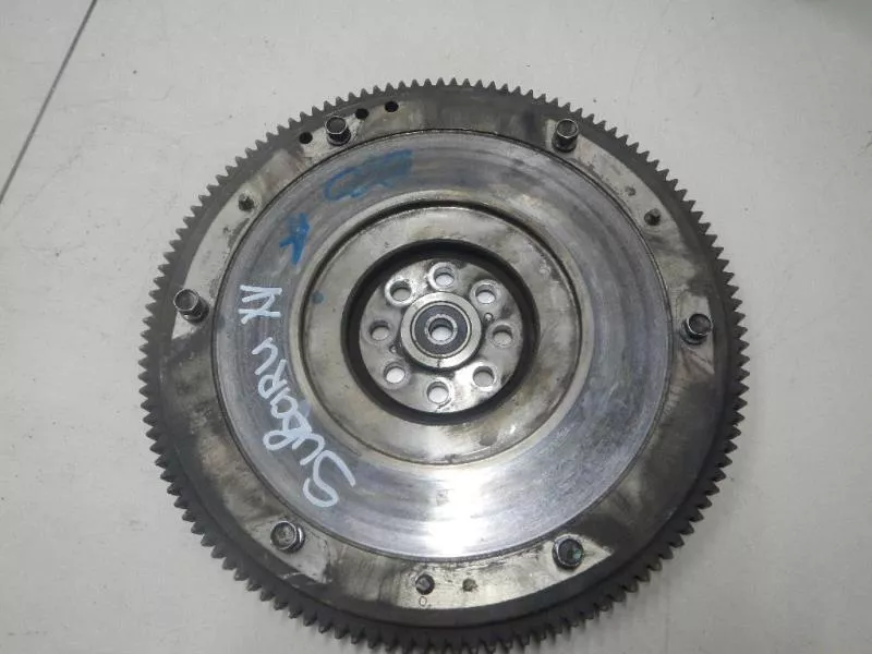 Маховик двигателя BS267800