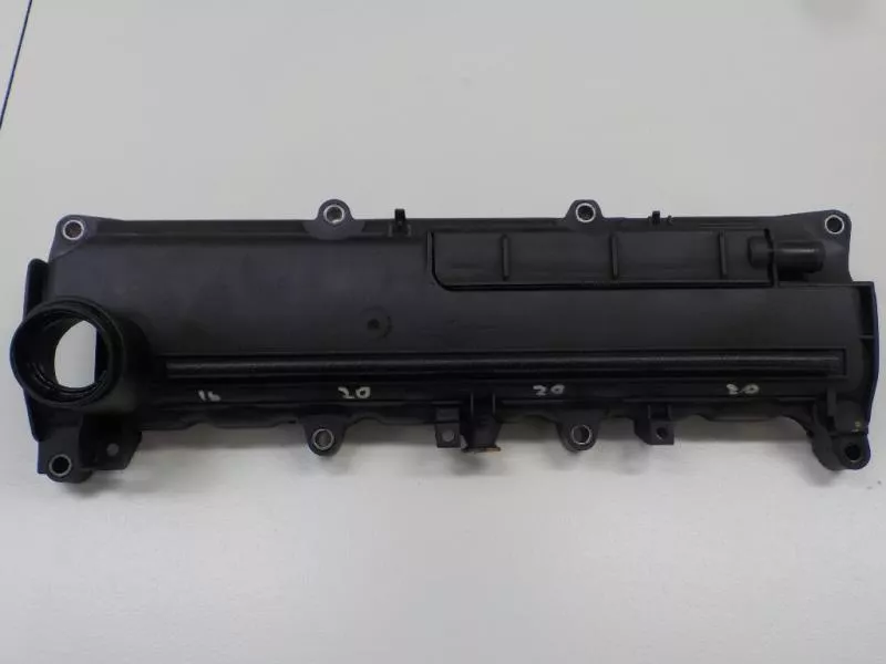 Клапанная крышка ГБЦ BS68090