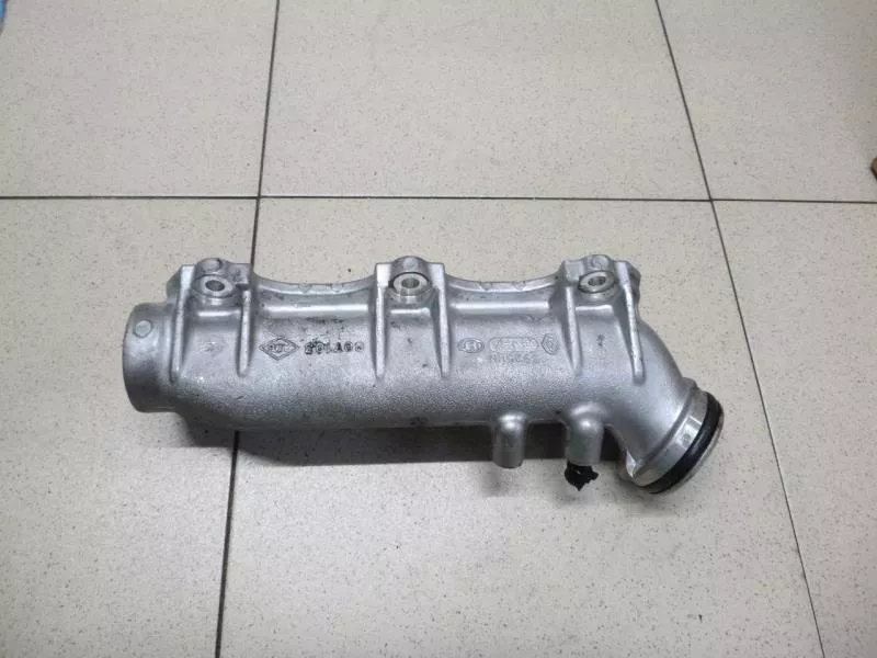 Впускной коллектор ST300614