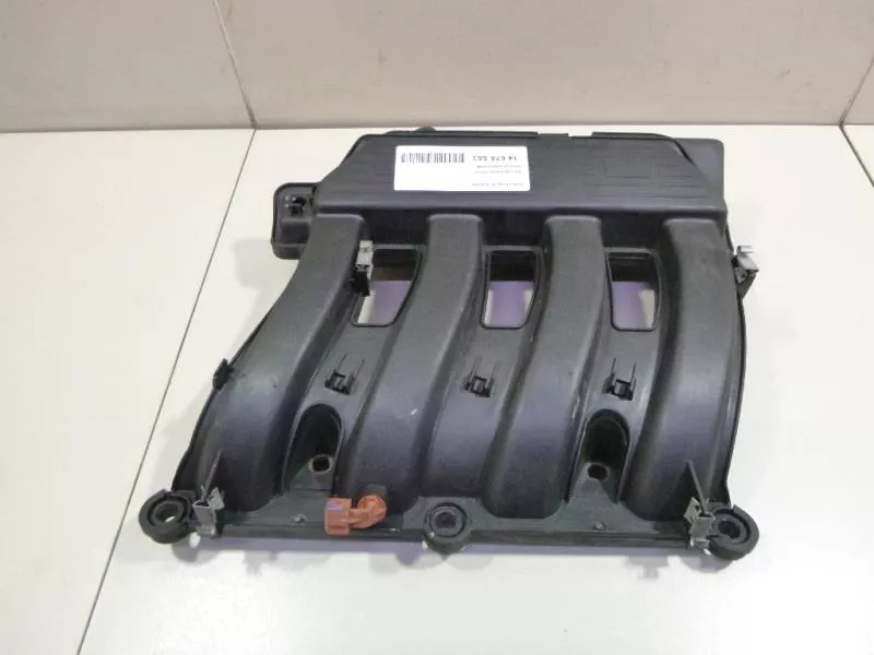 Впускной коллектор ST300174 Впускной коллектор ST300174