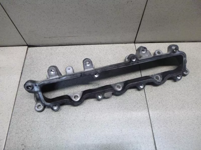 Впускной коллектор ST302187 Впускной коллектор ST302187