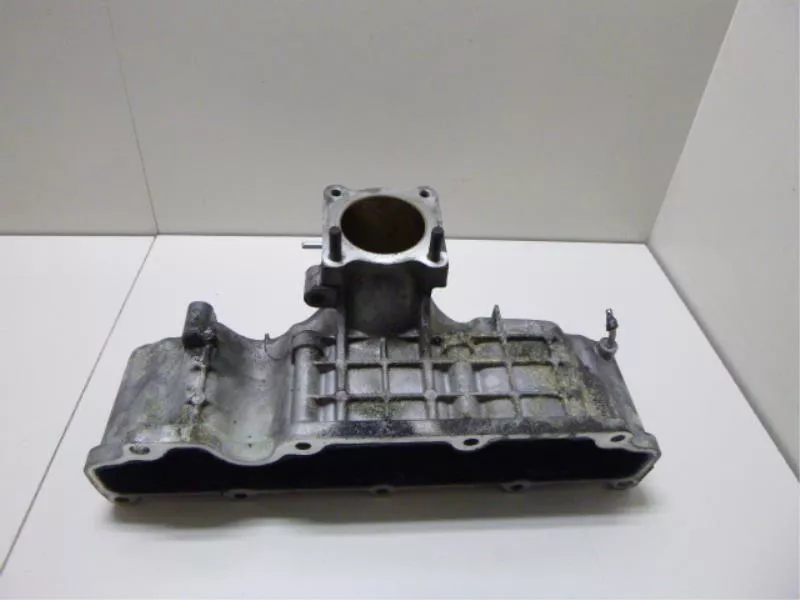 Впускной коллектор ST300379 Впускной коллектор ST300379