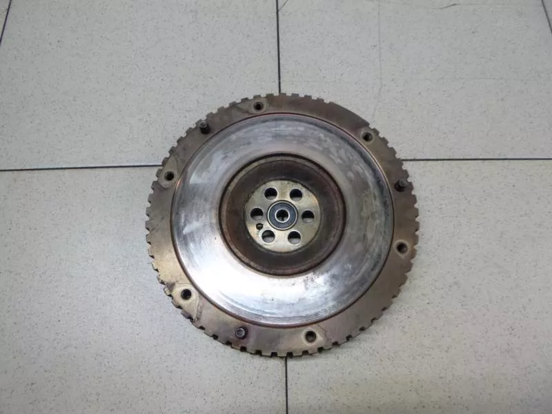 Маховик двигателя BS265615