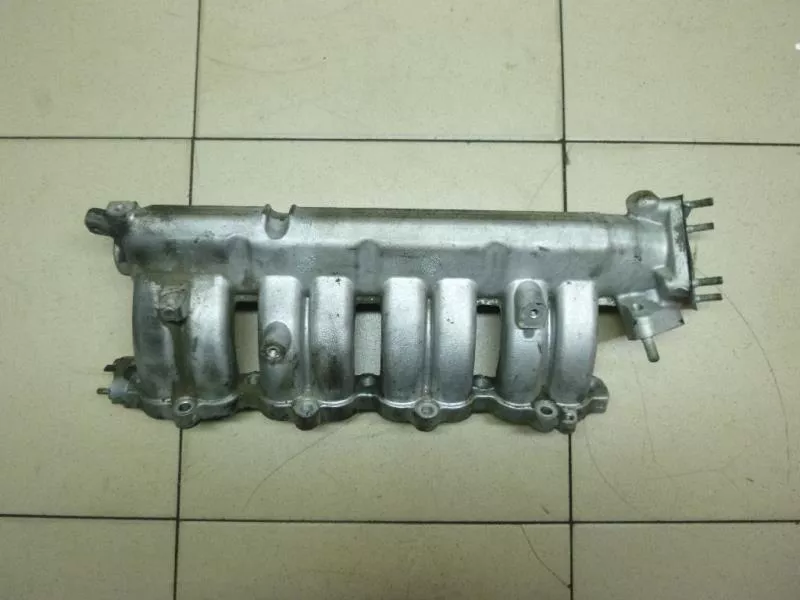 Впускной коллектор ST299589