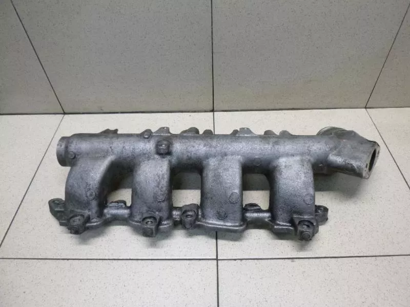 Впускной коллектор ST300366