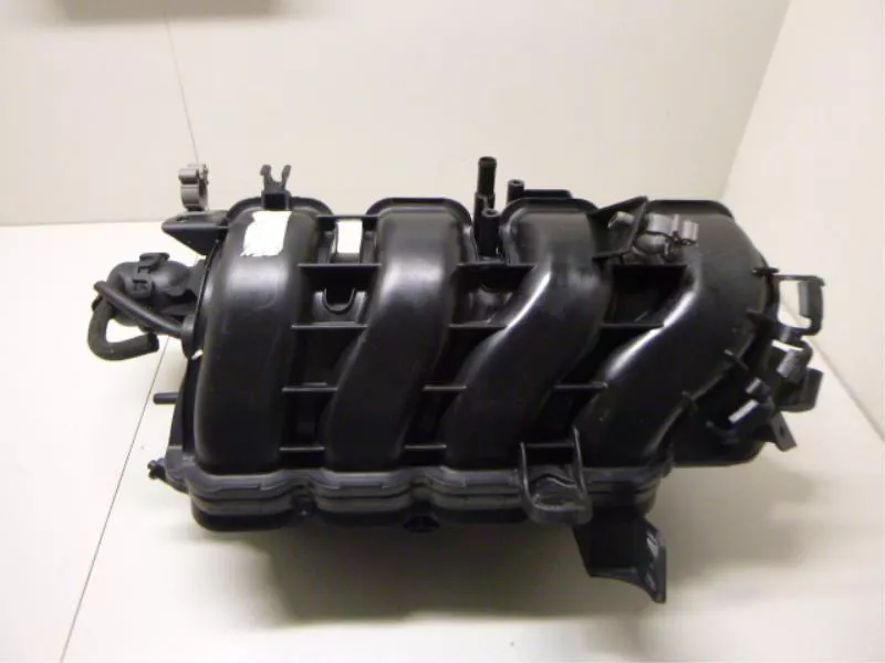 Впускной коллектор ST302577 Впускной коллектор ST302577