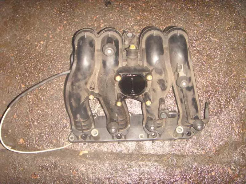 Впускной коллектор ST298778