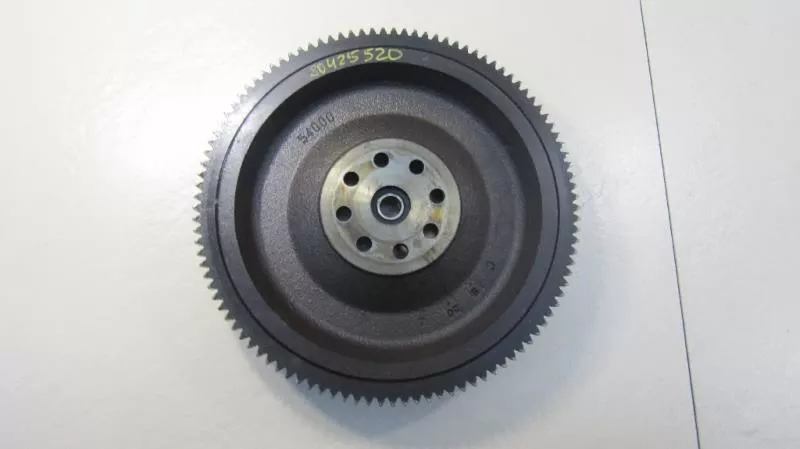 Маховик двигателя BS265226