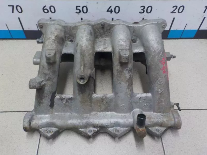 Впускной коллектор ST299662 Впускной коллектор ST299662