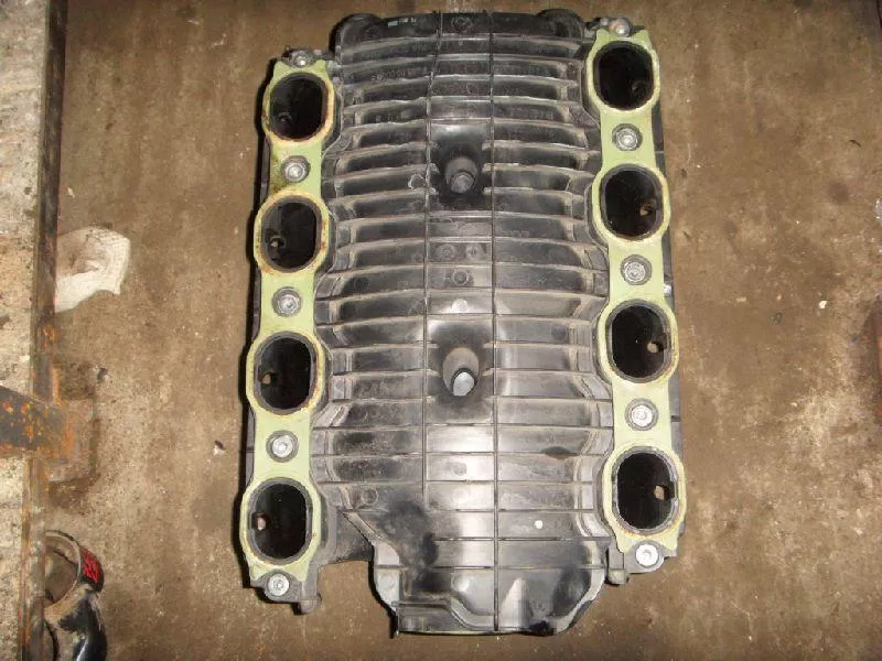 Впускной коллектор ST298375 Впускной коллектор ST298375