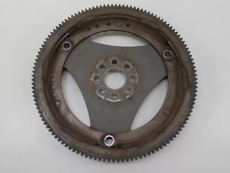 Маховик двигателя BS263834