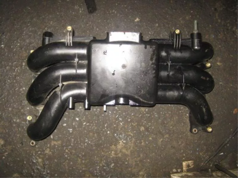 Впускной коллектор ST301998 Впускной коллектор ST301998