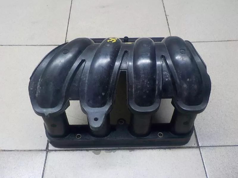 Впускной коллектор ST299710 Впускной коллектор ST299710