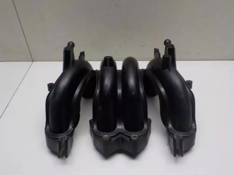 Впускной коллектор ST302564