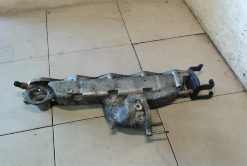 Впускной коллектор ST300643