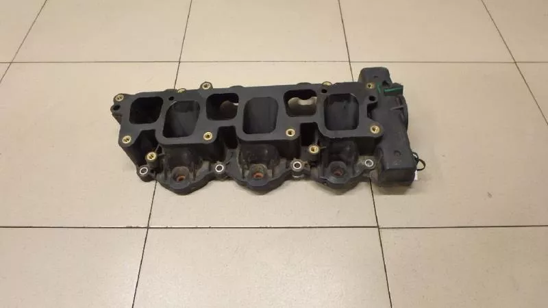 Впускной коллектор ST299280