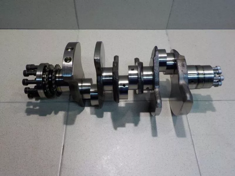 Коленвал BS251399