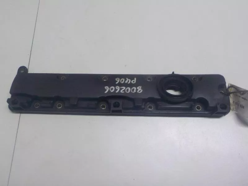 Клапанная крышка ГБЦ BS68951